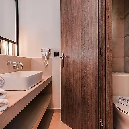 Cavo Di 호텔 4*