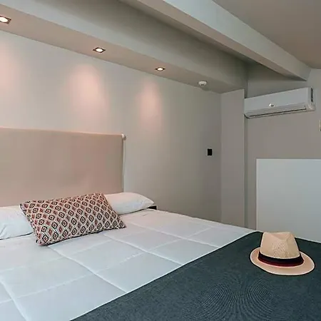 Hotel Cavo Di 4*